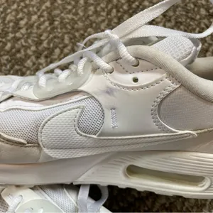 Nike Air Max 90 Futura Triple White Shoes Sneakers DM9922-101 thumbnail 8
