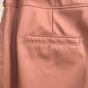 Anthropologie BlankNYC Chelsea Pants Faux Leather Pleated Tapered Pink Size 28‎ thumbnail 8