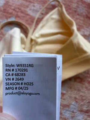 NWT alo yoga splendor bra candlelight yellow white size large sold out limited thumbnail 9