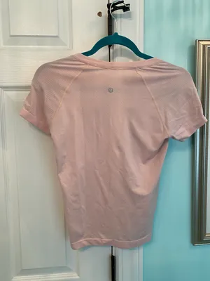 Lululemon Swiftly Tech Short Sleeve thumbnail 2
