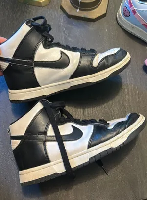 Nike Panda High-Top Dunk women’s sneakers thumbnail 1