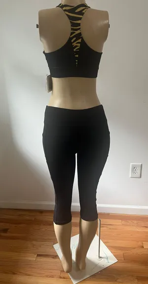 Short Leggings And Half Top Brown Size XL petite thumbnail 1