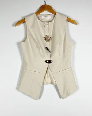 Commense Metal Detail Geometric Button Split Sleeveless Vest Top Apricot XS thumbnail 1