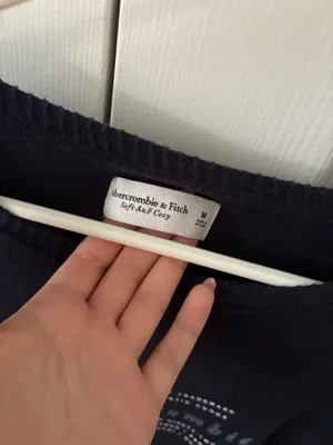 Abercrombie Sweater thumbnail 2