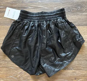 Lululemon Hotty Hot Short High Rise 4” Matte Sheen, Black Size 2 NWT thumbnail 1