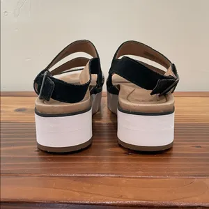 UGG® Women's Braelynn Strappy Sandals Size 6.5 thumbnail 6
