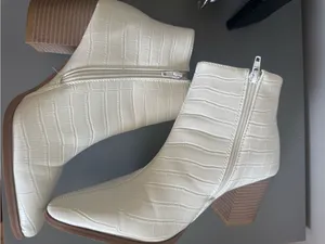 Forever 21 White Croc-Textured Ankle Booties with Block Heel thumbnail 7