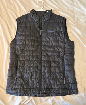 Men’s Patagonia vest  thumbnail 1