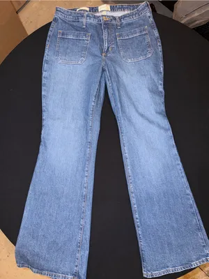 Universal Thread High Rise Flare Jeans 10R Patch Pocket 70s Medium Wash thumbnail 1