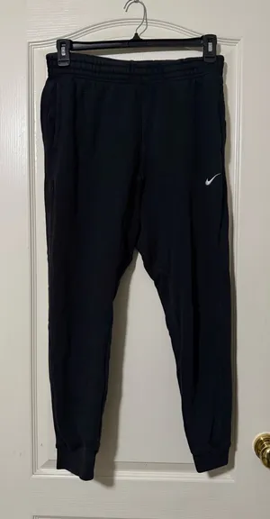 Nike Sweatpants thumbnail 1