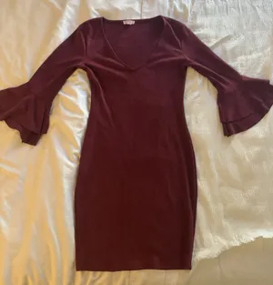 A'gaci Maroon Burgundy Dress Wine Medium Bell Sleeve Mini Fall Bodycon thumbnail 1