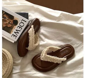 Women’s summer flat flip flop with fringe thumbnail 3