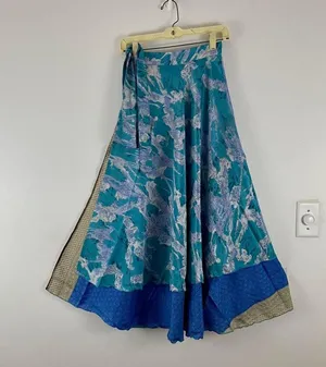 Boutique Reversible Maxi Wrap Skirt BINS110 thumbnail 1