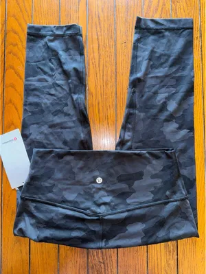 Lululemon Align High Rise 21” Heritage Camo Black H3DC Size 10 NWT thumbnail 1