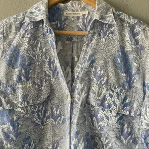 Roller Rabbit Blue and White Botanical Button-Down Shirt thumbnail 3
