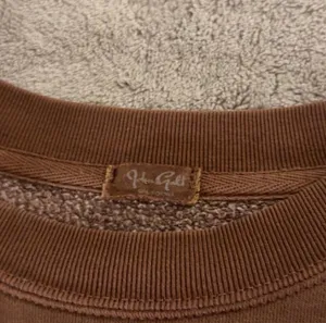 Brandy Melville Crewneck John Galt thumbnail 2