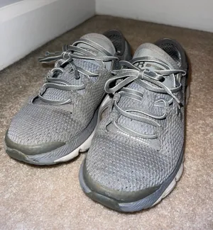 Under Armour Shoes thumbnail 2