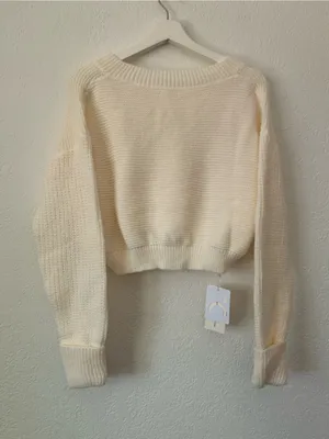 Commense Women’s Cream V-Neck Cropped Knit Sweater S NWT thumbnail 5
