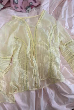 Urban Outfitters Top thumbnail 1