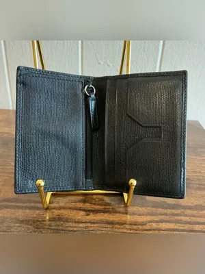 Rare Minimilist Yves Saint Laurent "Y" debossed bifold Black Leather Card wallet thumbnail 4