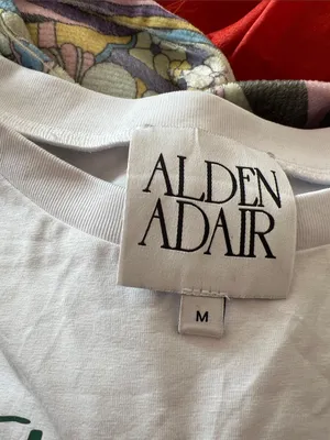 Alden Adair River White Graphic Mojita Oversized Tee Medium thumbnail 4