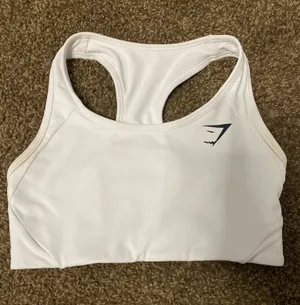 Gymshark Sports Bra thumbnail 1