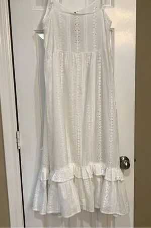 NEW Label of Love White eyelet Dress M thumbnail 10