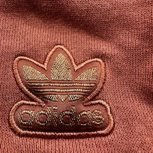 Adidas Crew Neck Sweatshirt Embroidered Shimmer Logo Oversized Ash Pink L NWOT thumbnail 3