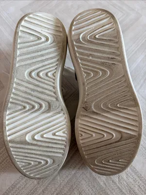 Steve Madden Frosted Sneakers White Multi Black Heel Leather Lace-Up Size 5 thumbnail 6