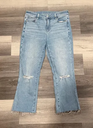 American Eagle Women’s High Rise Skinny Kick Jeans Light Wash Size 8 *Hemmed* thumbnail 1