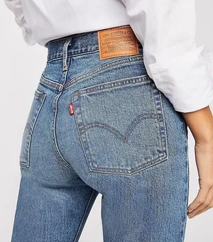 Levi's Wedgie Straight Jeans thumbnail 2
