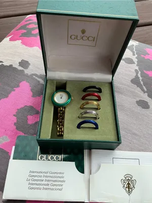 Gucci dressy gold chain Bracelet Watch with Interchangeable Colored Bezels💛💚❤️💙🖤 thumbnail 8
