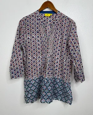Roller Rabbit Cotton‎ V Neck Top Size Large thumbnail 1