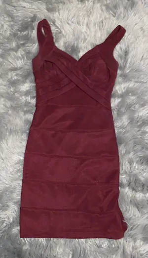 Macy's Burgundy Homecoming Dress thumbnail 5