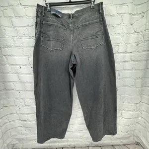 NWT American Eagle Jeans 18 Standard Washed Black Low Rise Strigid Baggy Barrel thumbnail 2