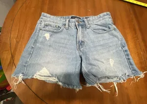 Lucky Brand Women's Distressed Raw Hem Denim Boyfriend Shorts Size 6/28 thumbnail 1