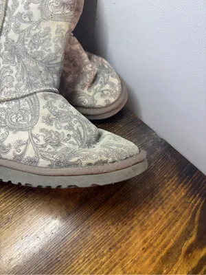 Ugg gray paisley tall boots size 8 thumbnail 3