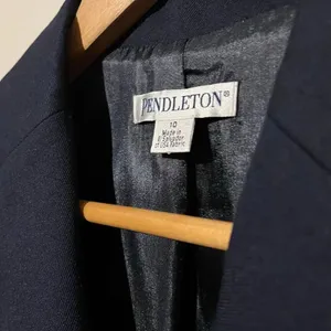 Pendleton 90’s vintage Blue blazer 100% virgin wool Size 10 preppy wool blazer j thumbnail 9