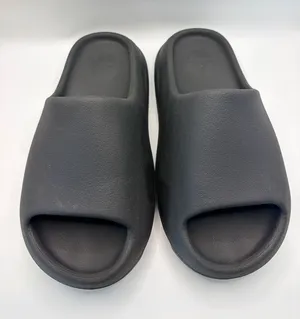 Yeezy YZY Black Foam Slide Sandals Chunky Minimalist Streetwear Men’s Size 6 thumbnail 1