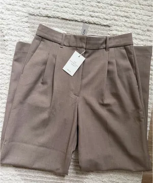 Aritzia Effortless Pants thumbnail 6