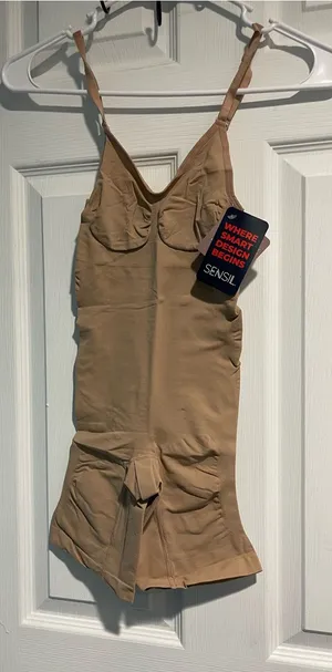 Sensil Women's Power Mid-Thigh Shapewear Soft Cream Size XS/S BBL and Tummy NWT thumbnail 1