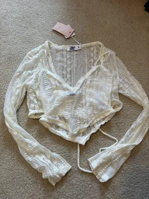 Tiger Mist Ivory Lace Wrap Top Set thumbnail 1