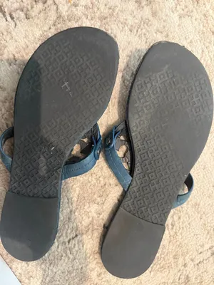 Tory Burch Miller Navy Leather Thong Sandals Logo Medallion thumbnail 2