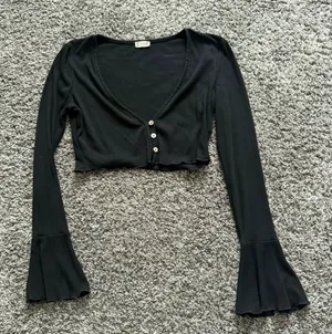 Free People Black Ribbed Cropped Button-Up Cardigan thumbnail 1
