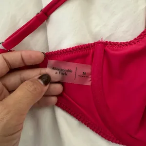 Abercrombie & Fitch Textured Pink Swimsuit Bikini Top thumbnail 3