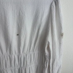 Calvin Klein White Textured V-Neck Midi Dress Smocked Waist‎ Size 6 thumbnail 10