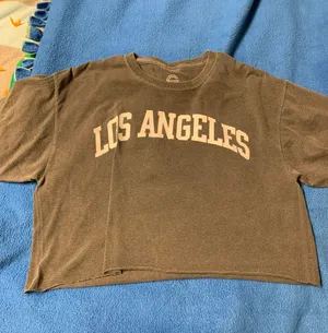 Los Angeles Cropped Tee Size L thumbnail 1