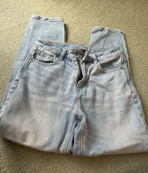 Women’s American Eagle Jeans thumbnail 1