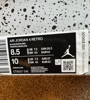 Air Jordan 4 Retro thumbnail 2
