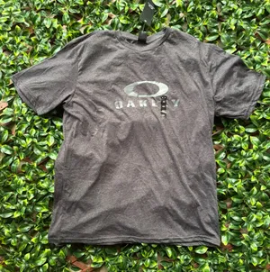 Grey Oakley T-Shirt Size XXL thumbnail 5